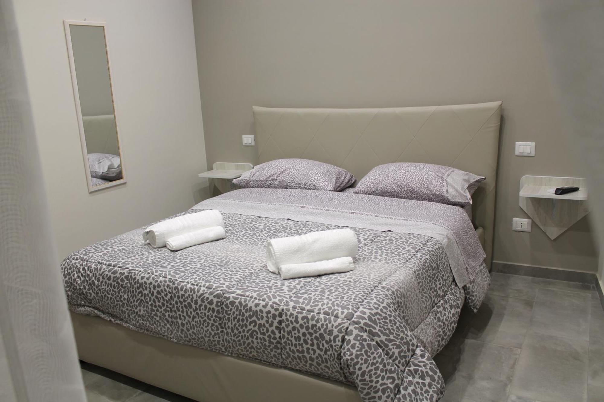 לינה וארוחת בוקר רג'יו די קאלאבריה Le Mirage Boutique II מראה חיצוני תמונה